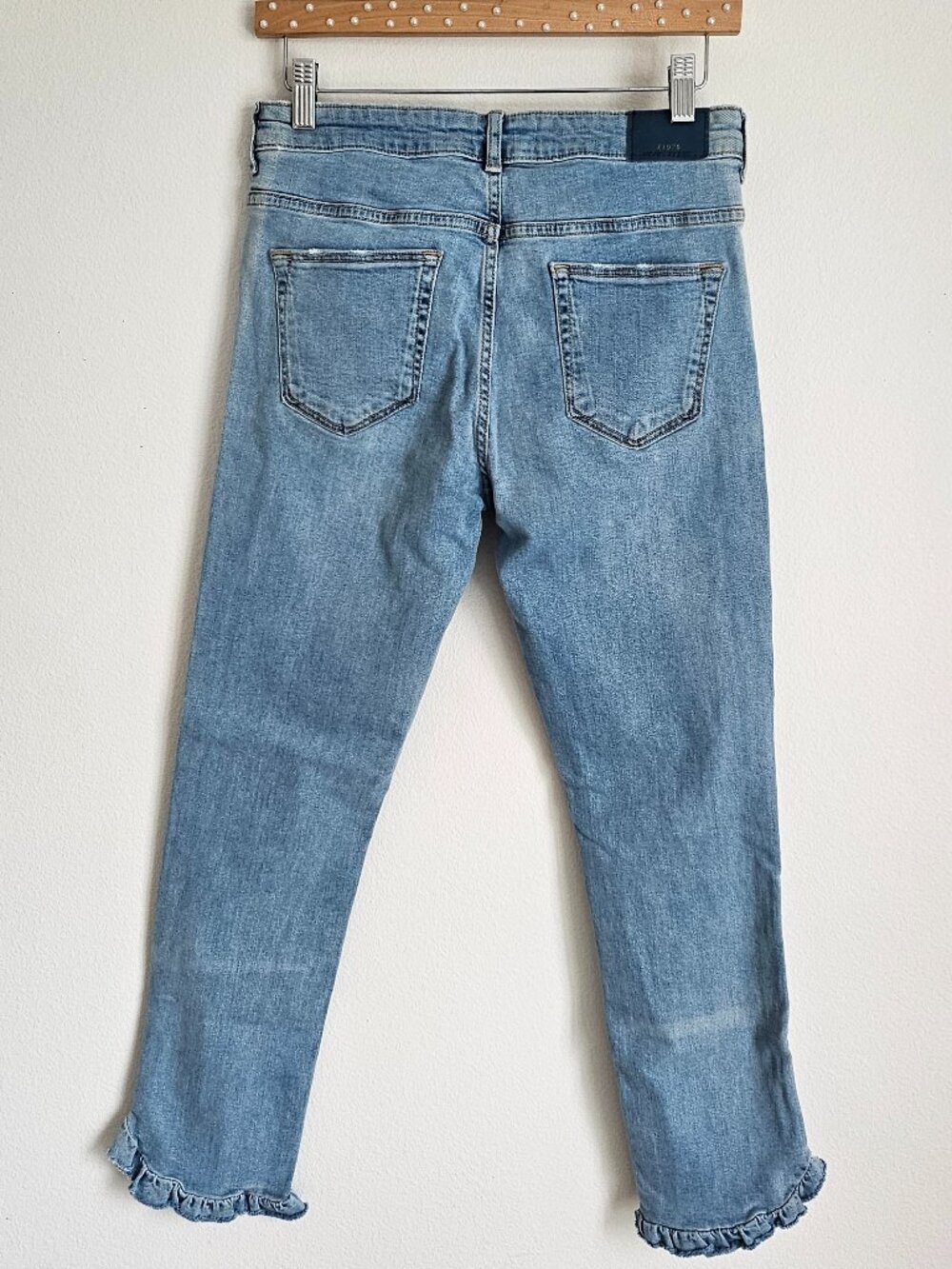 Zara Y2K Style Ruffle Bottom Light Wash Slim Jeans 8 - Picture 5 of 10